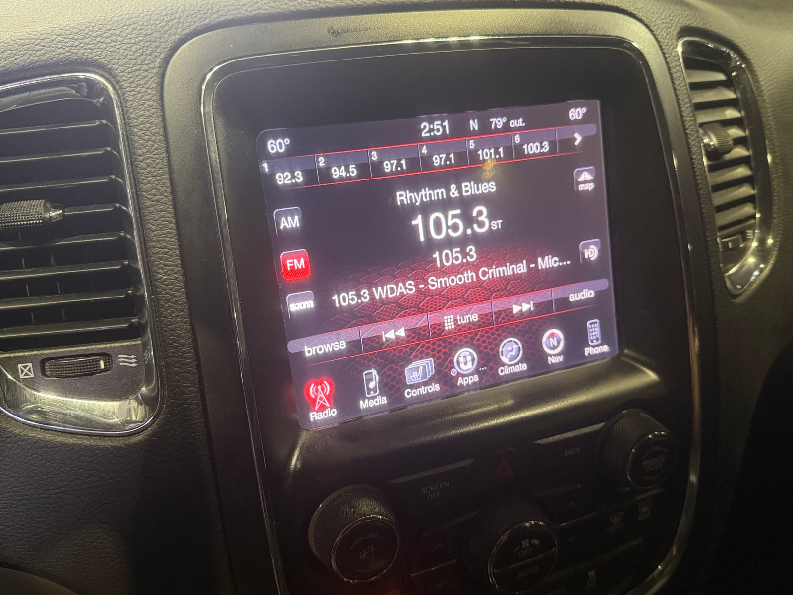 Thumbnail: 2017 Dodge Durango - 3