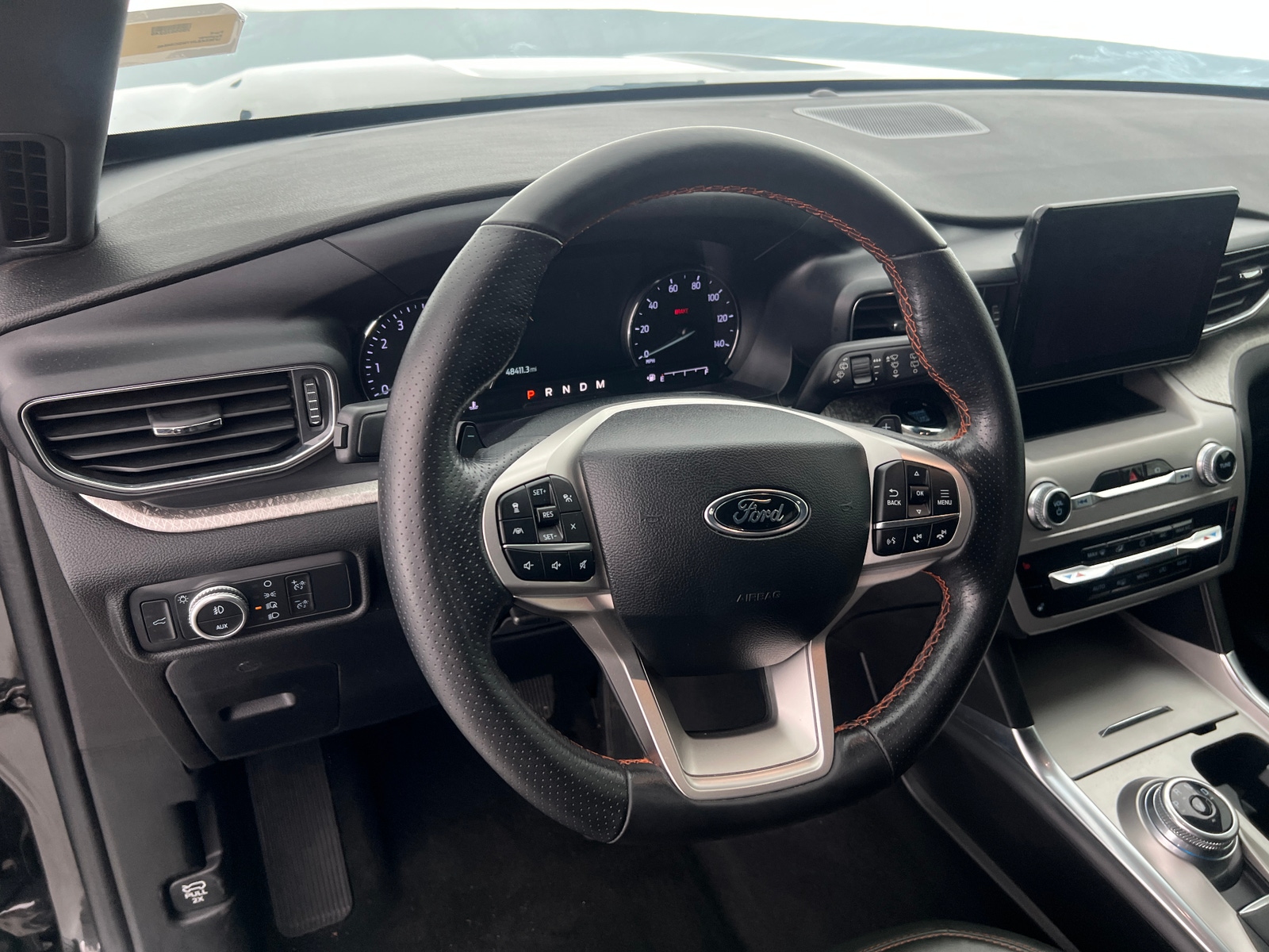 Thumbnail: 2022 Ford Explorer - 4