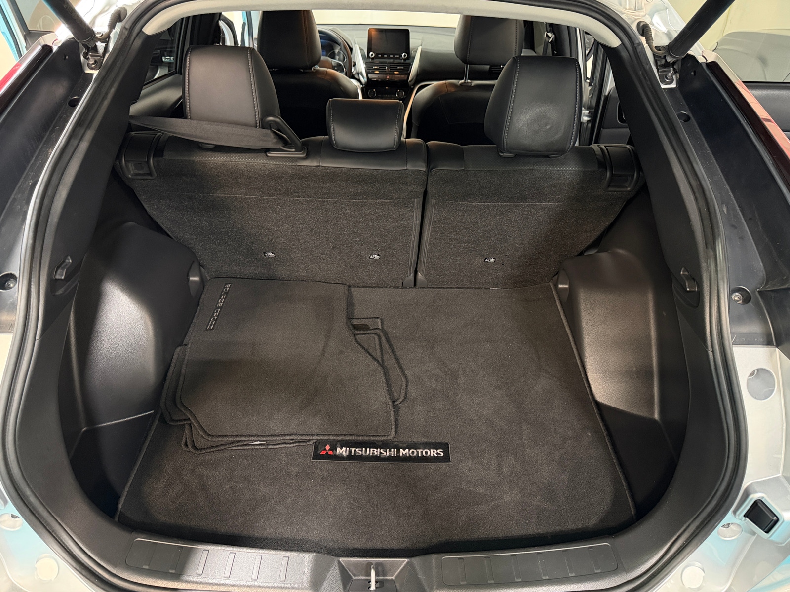Thumbnail: 2026 Mitsubishi Eclipse Cross - 6