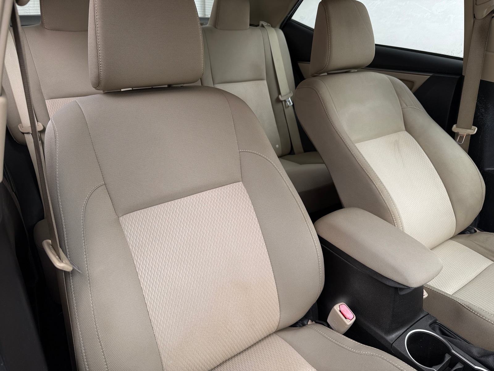 Thumbnail: 2015 Toyota Corolla - 2