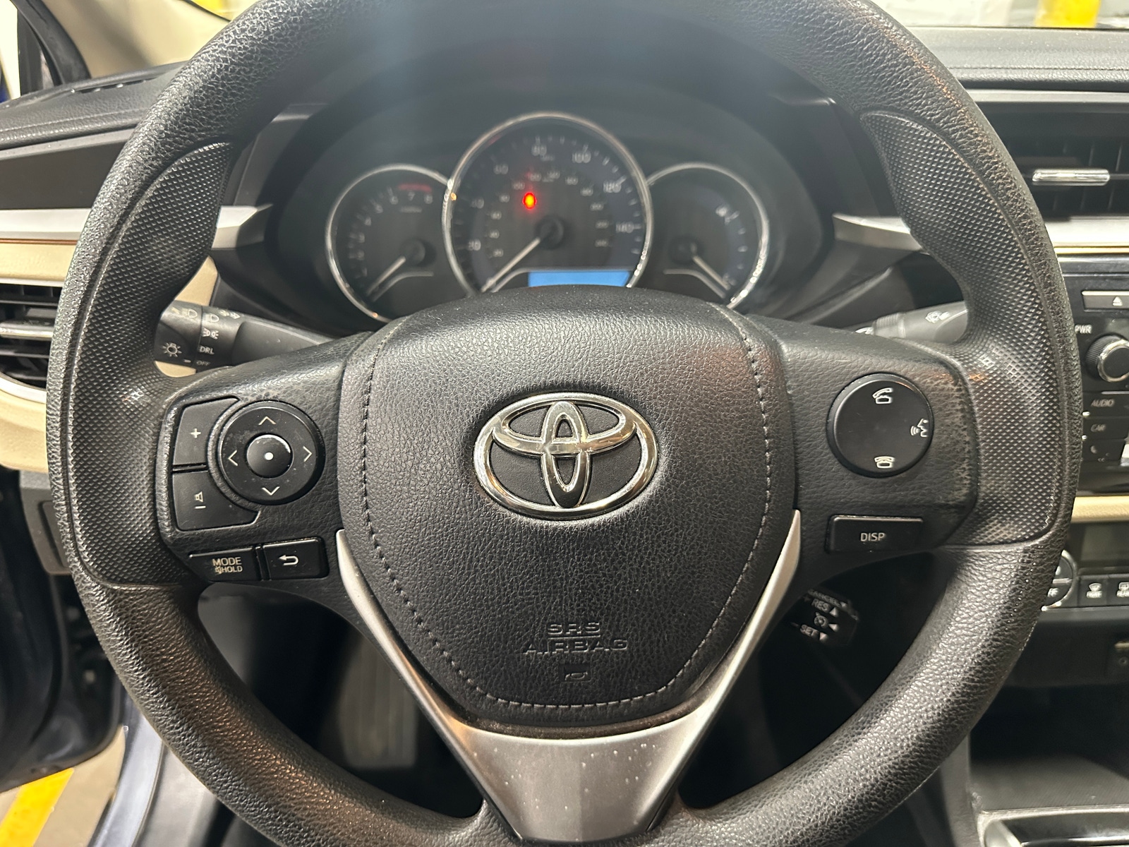 Thumbnail: 2015 Toyota Corolla - 5