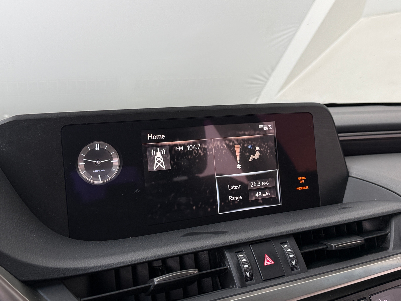 Thumbnail: 2021 Lexus ES - 3