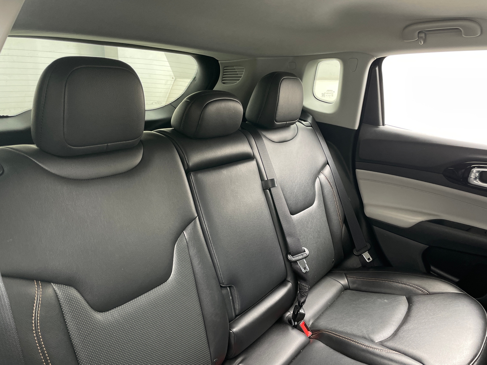Thumbnail: 2022 Jeep Compass - 5