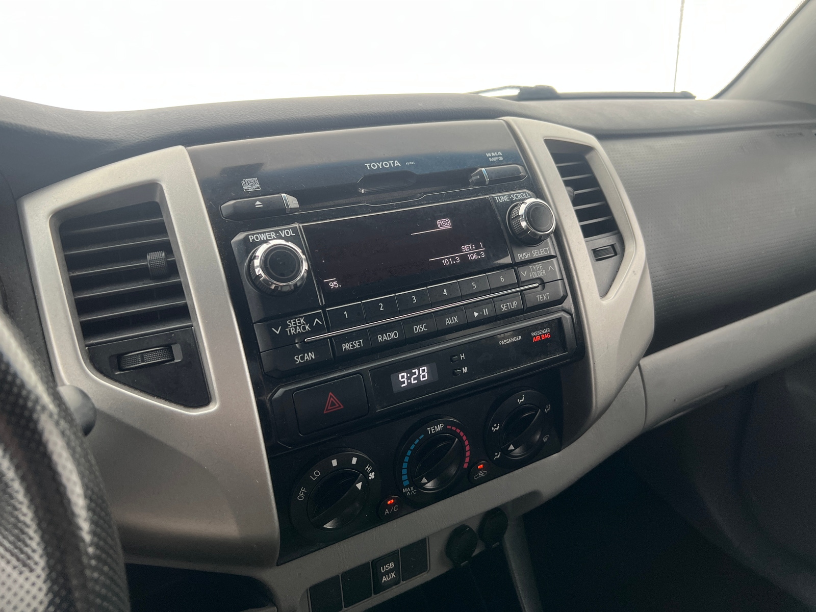 Thumbnail: 2012 Toyota Tacoma - 4