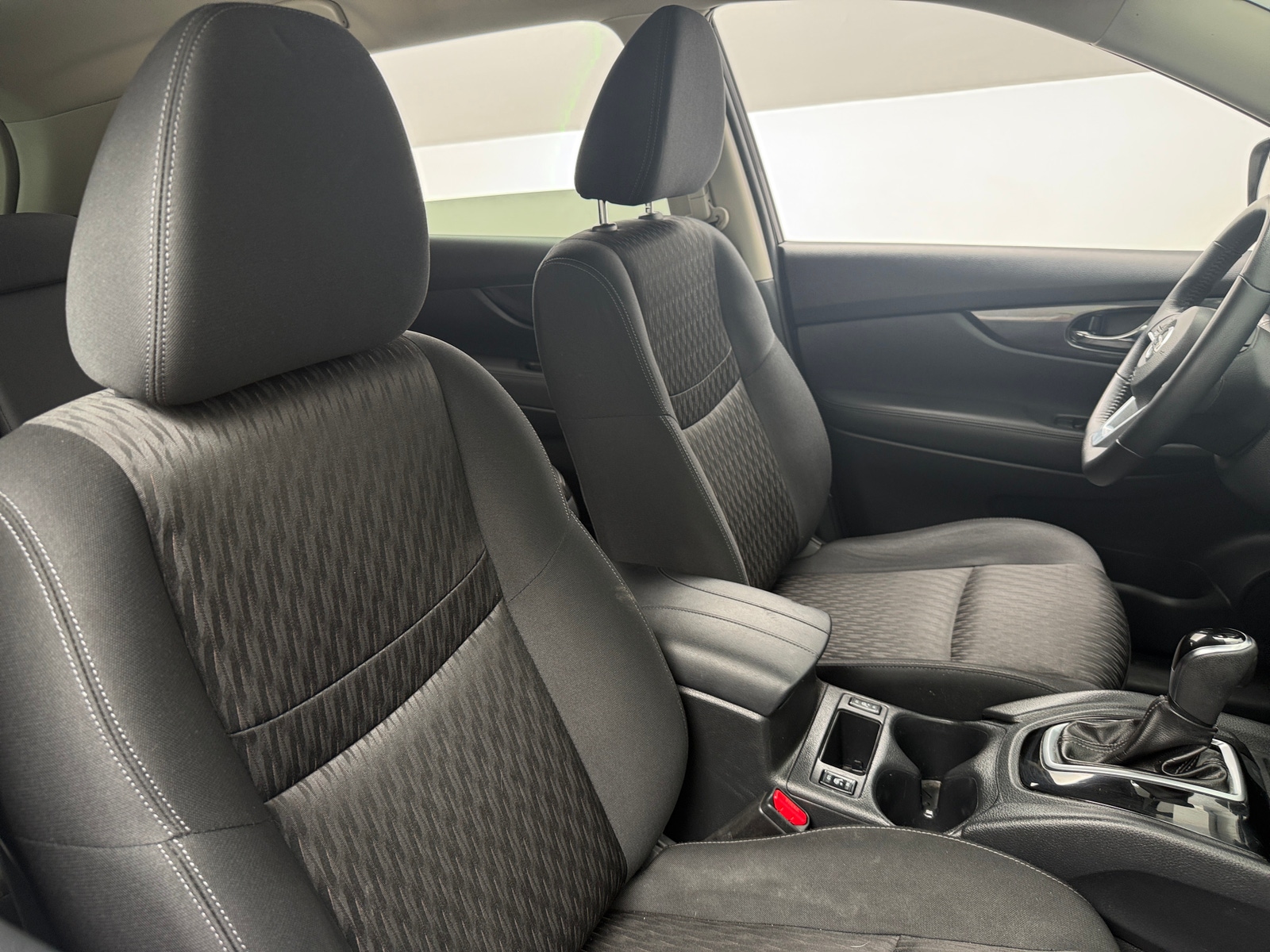 Thumbnail: 2018 Nissan Rogue - 2