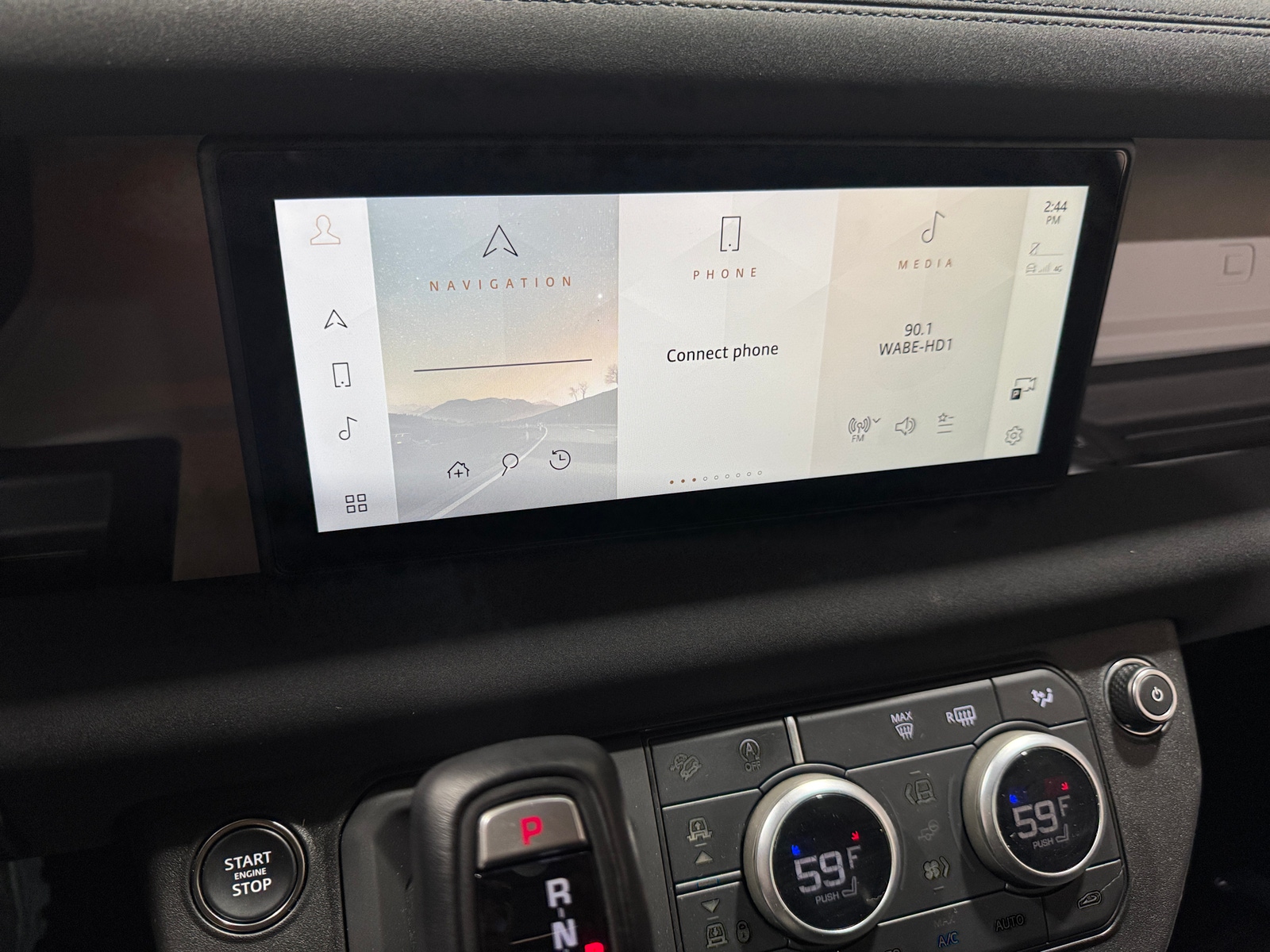 Thumbnail: 2023 Land Rover Defender - 4