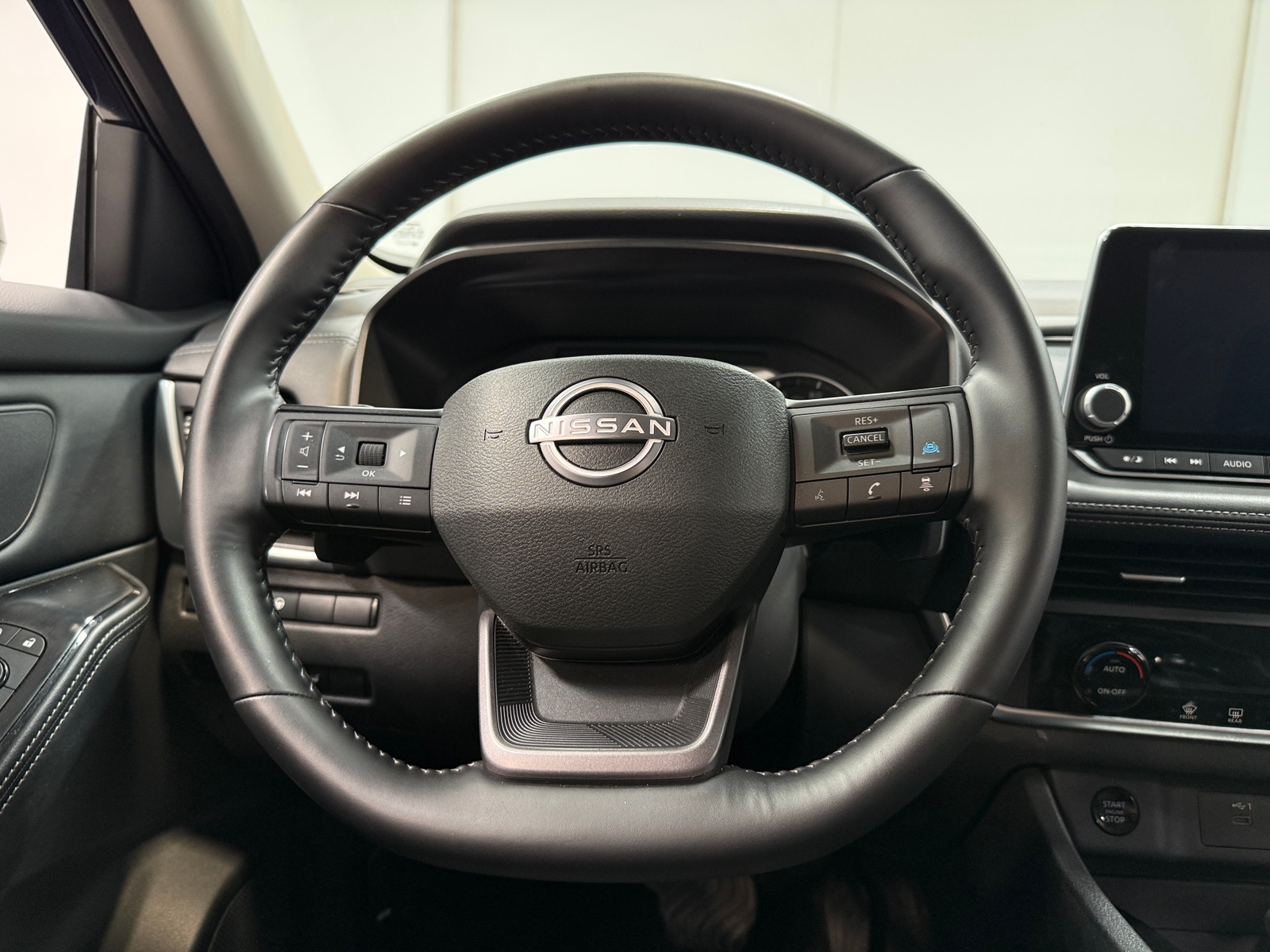 Thumbnail: 2025 Nissan Rogue - 5