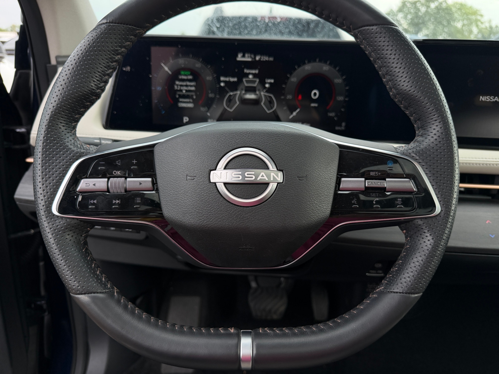 Thumbnail: 2024 Nissan Ariya - 4