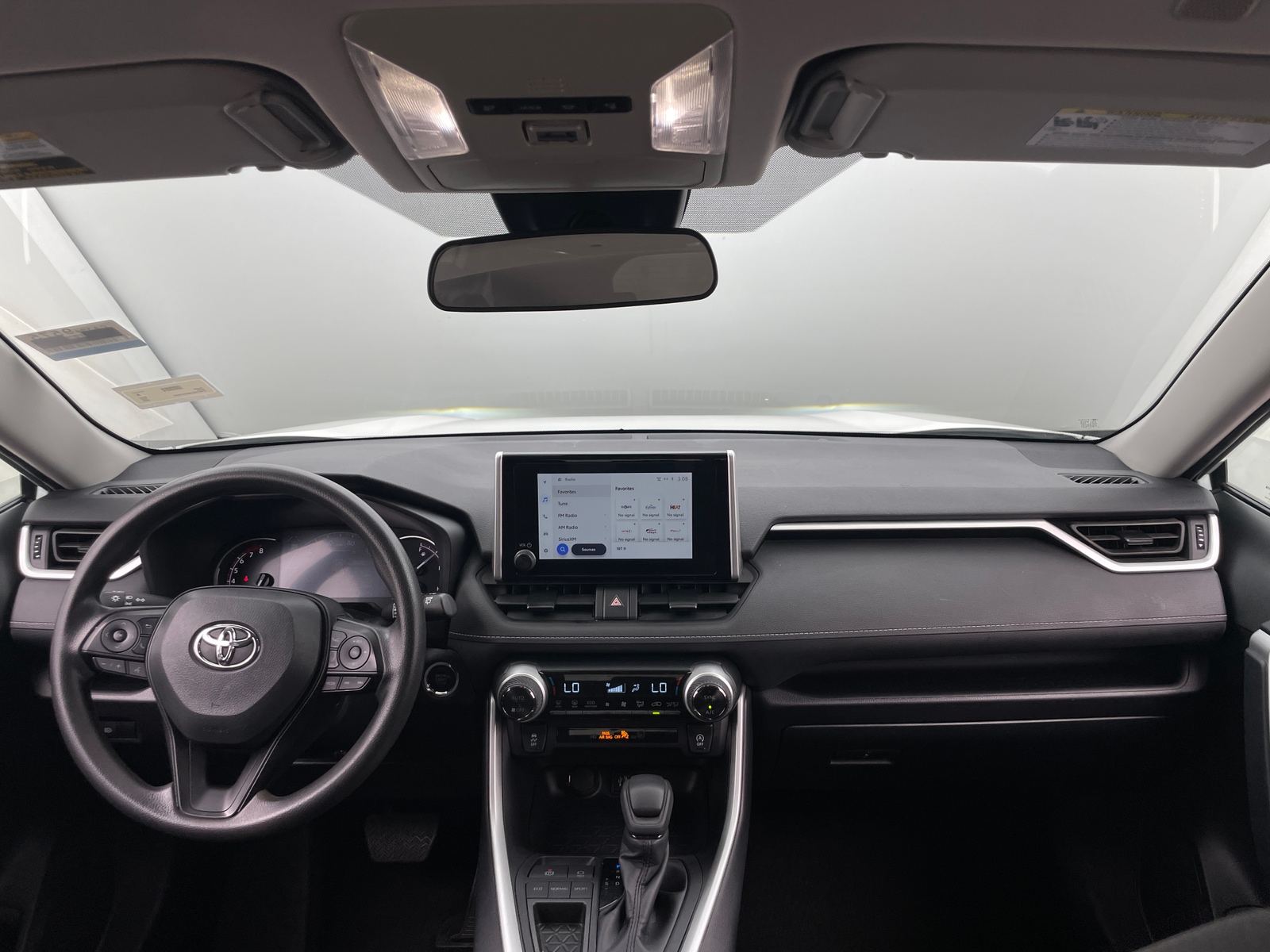 Thumbnail: 2025 Toyota RAV4 - 3