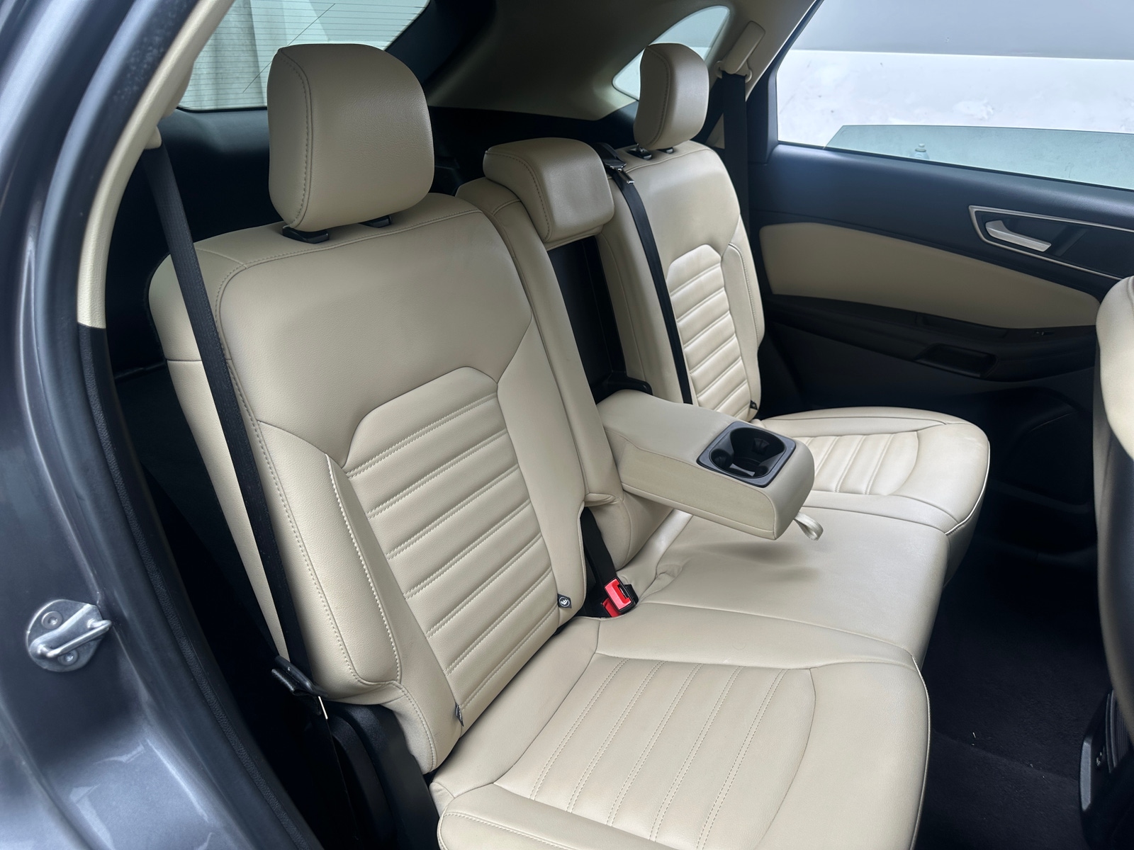 Thumbnail: 2022 Ford Edge - 5