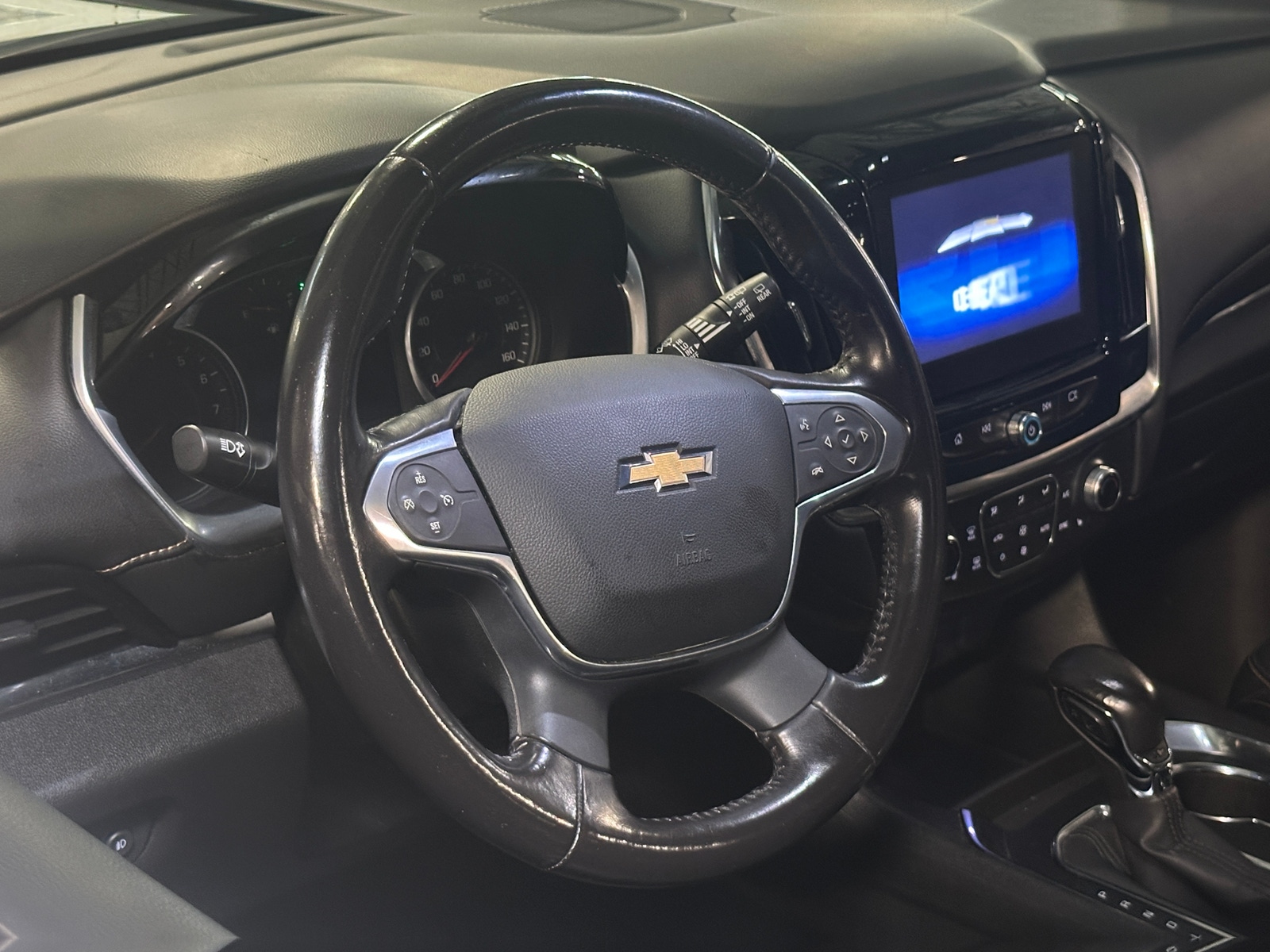 Thumbnail: 2021 Chevrolet Traverse - 4