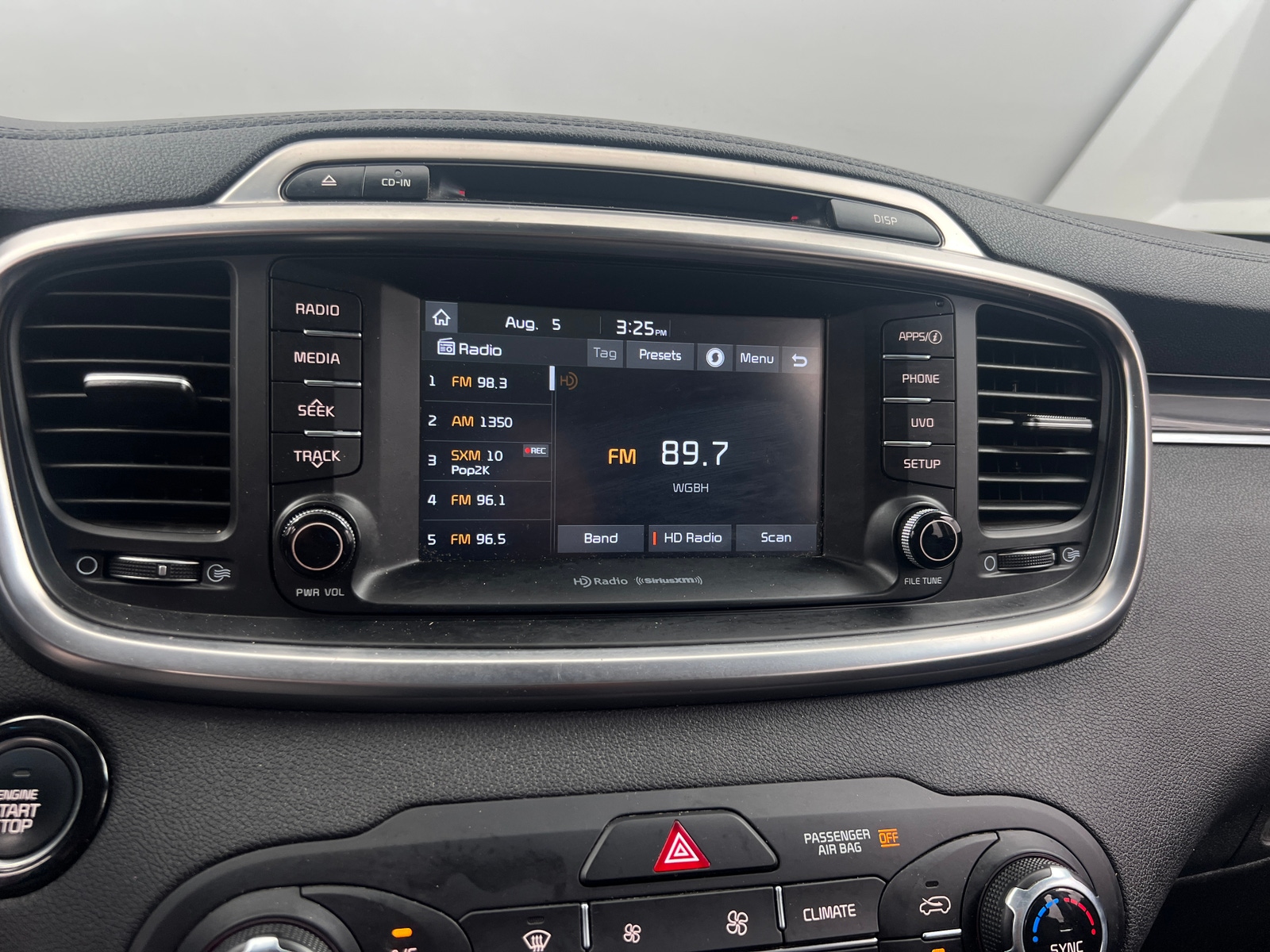 Thumbnail: 2018 Kia Sorento - 3
