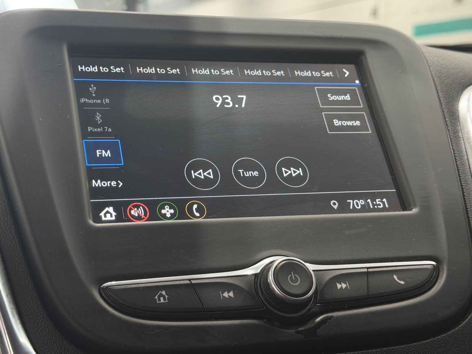Thumbnail: 2019 Chevrolet Equinox - 4