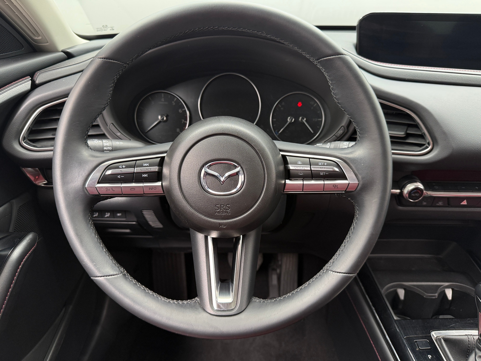 Thumbnail: 2022 Mazda CX-30 - 4