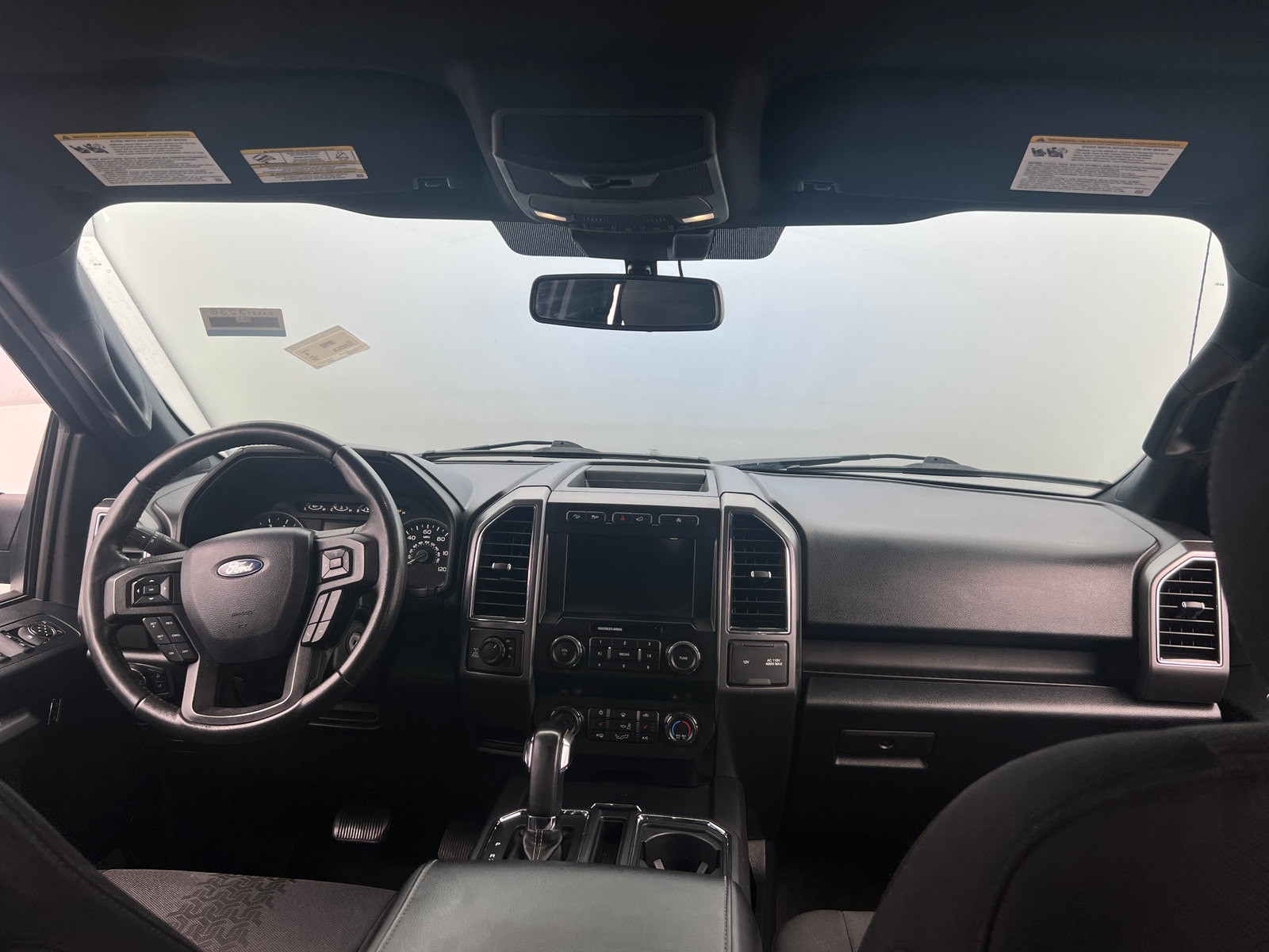 Thumbnail: 2020 Ford Econoline - 3