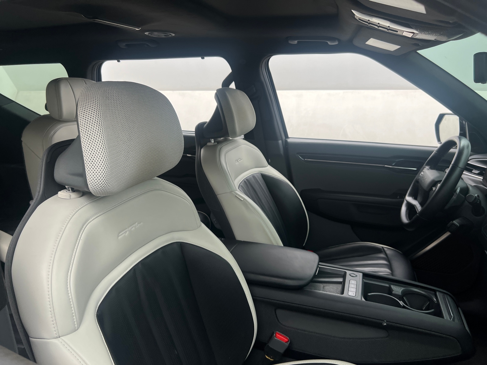 Thumbnail: 2024 Kia EV9 - 2
