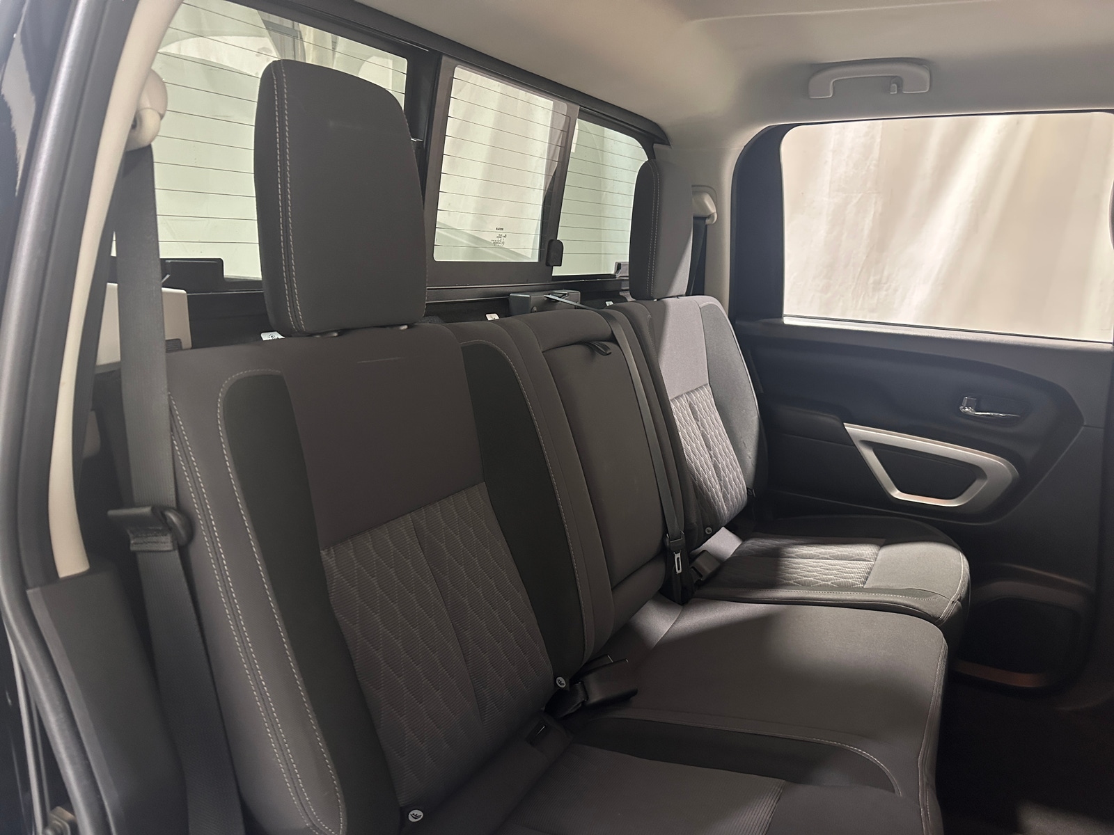 Thumbnail: 2020 Nissan Titan - 6