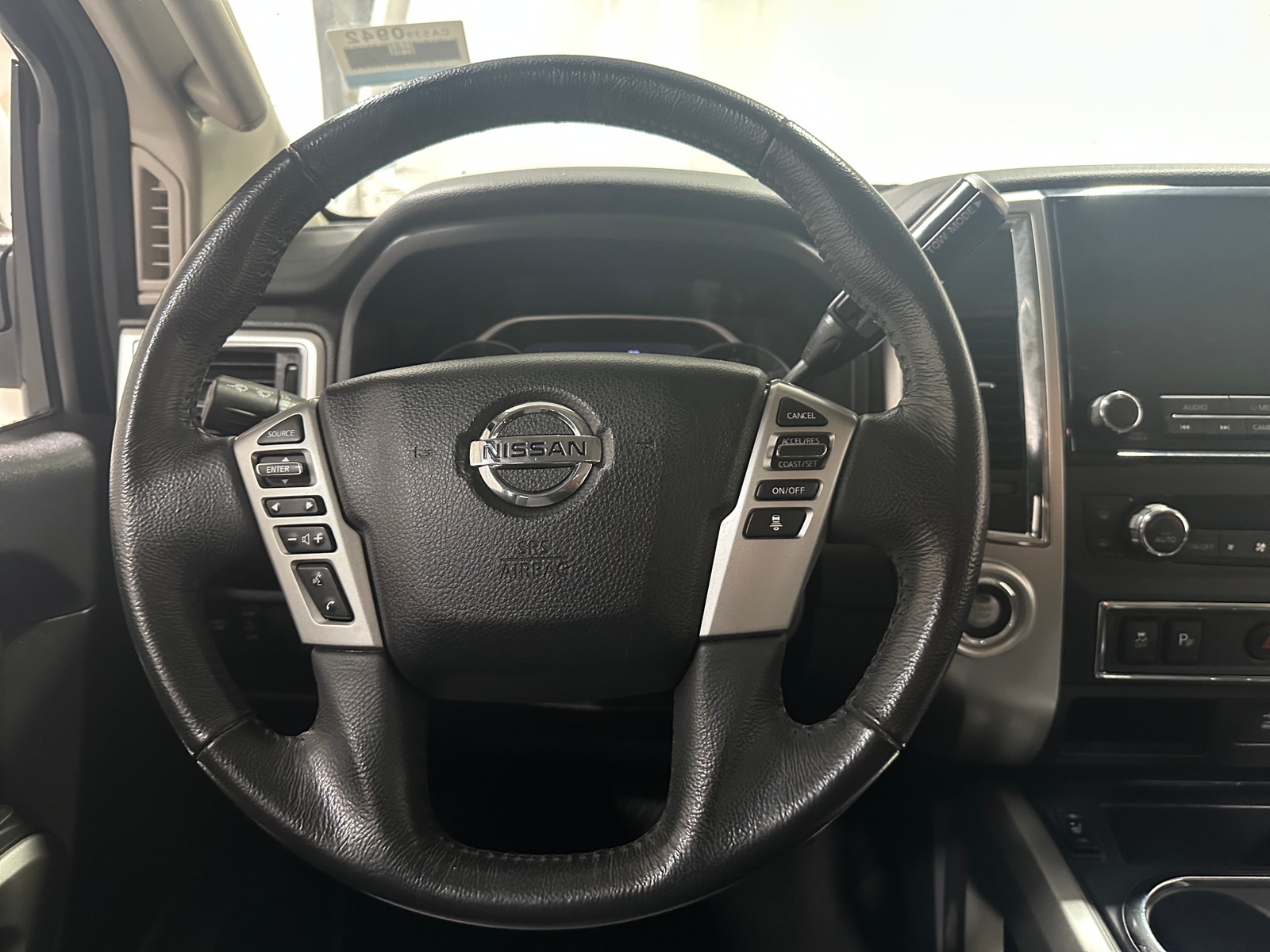 Thumbnail: 2020 Nissan Titan - 5