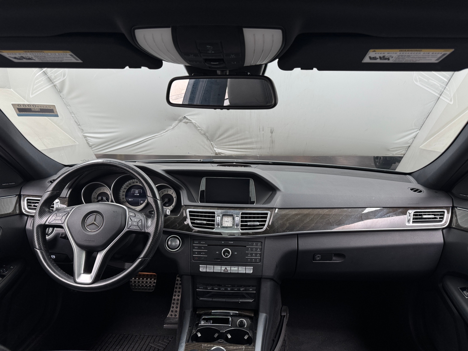 Thumbnail: 2016 Mercedes-Benz E-Class - 2