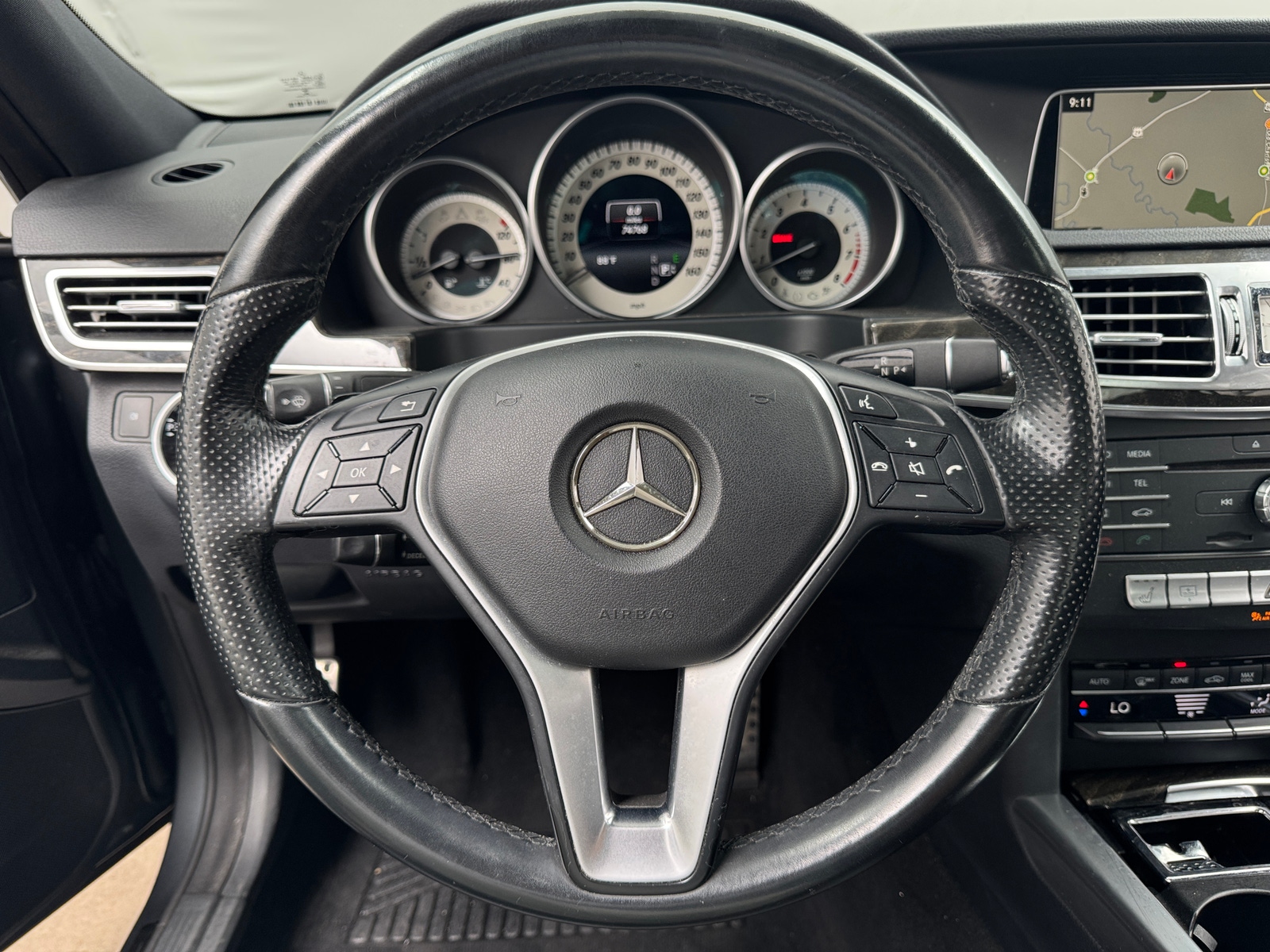 Thumbnail: 2016 Mercedes-Benz E-Class - 4