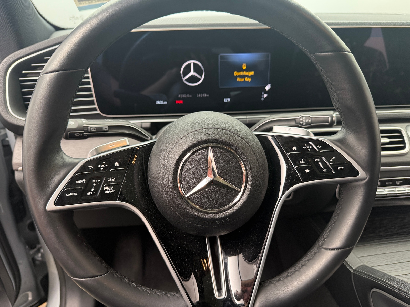Thumbnail: 2024 Mercedes-Benz GLE - 4