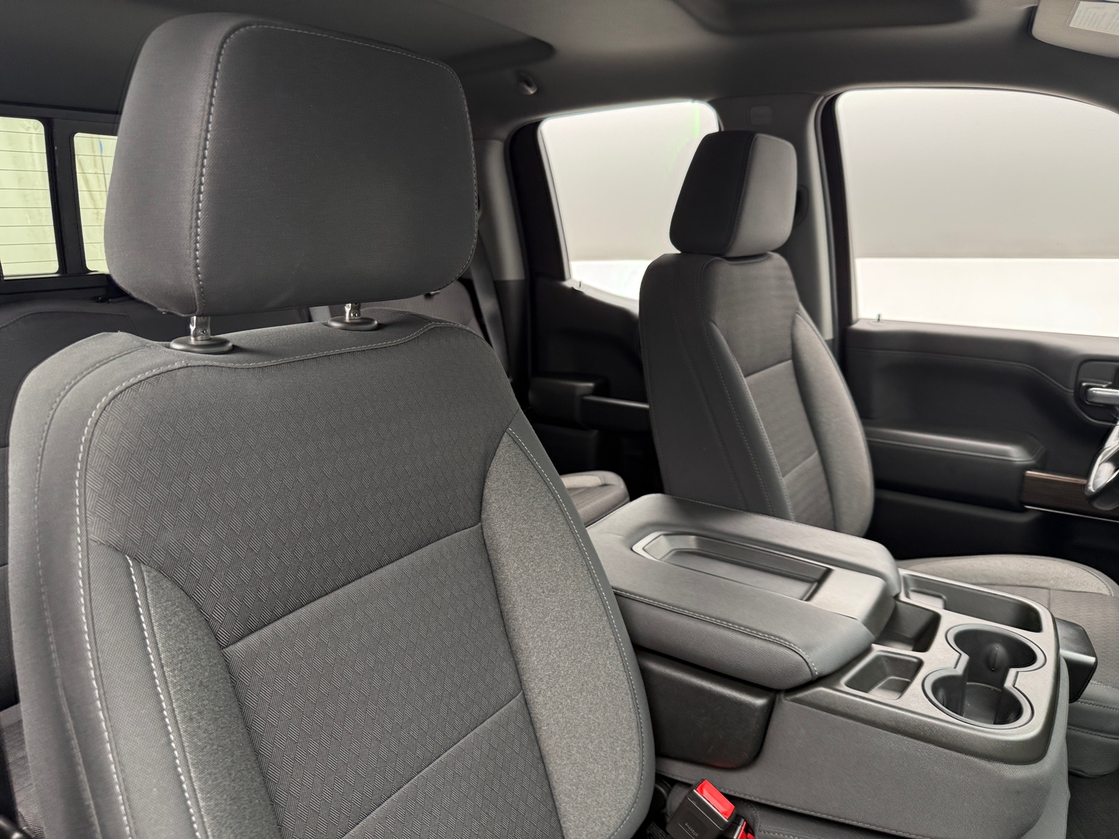 Thumbnail: 2020 Chevrolet Silverado 1500 - 2