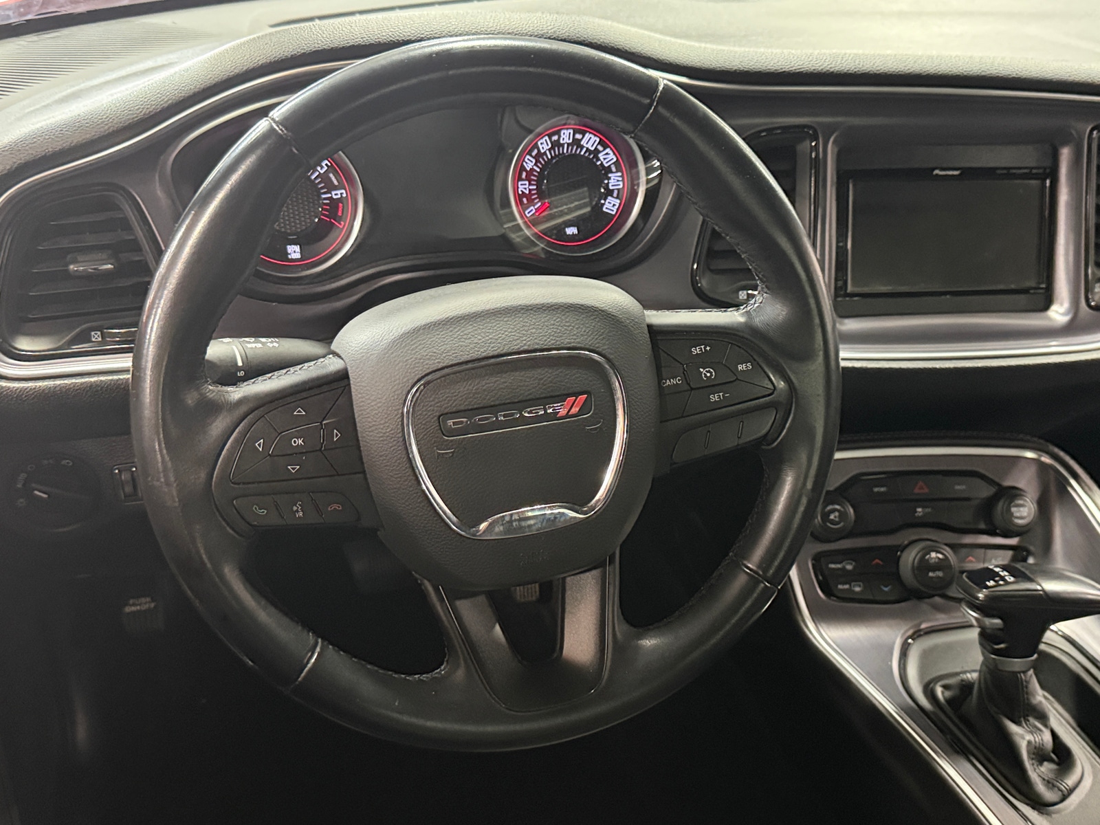 Thumbnail: 2016 Dodge Challenger - 4