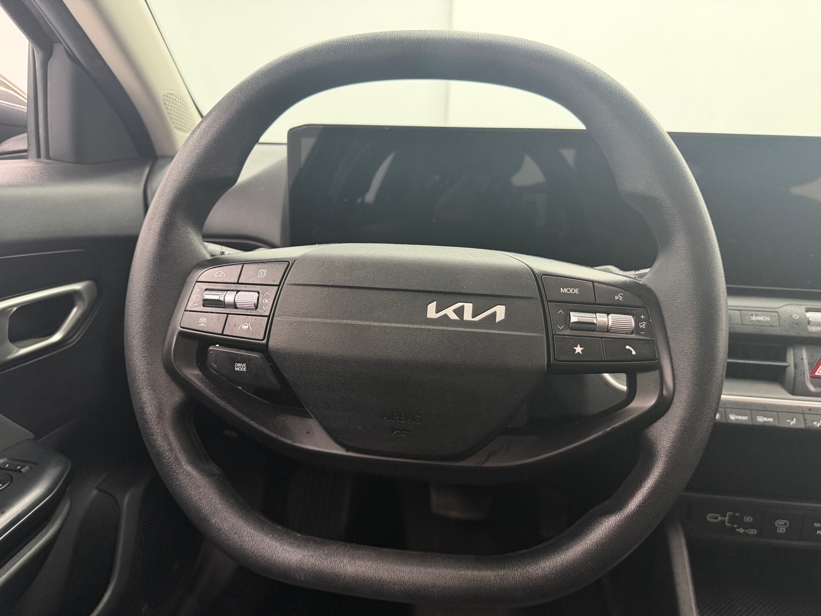 Thumbnail: 2025 Kia K4 - 5