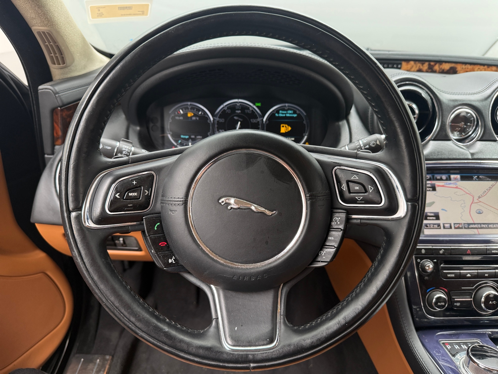Thumbnail: 2013 Jaguar XJ - 4