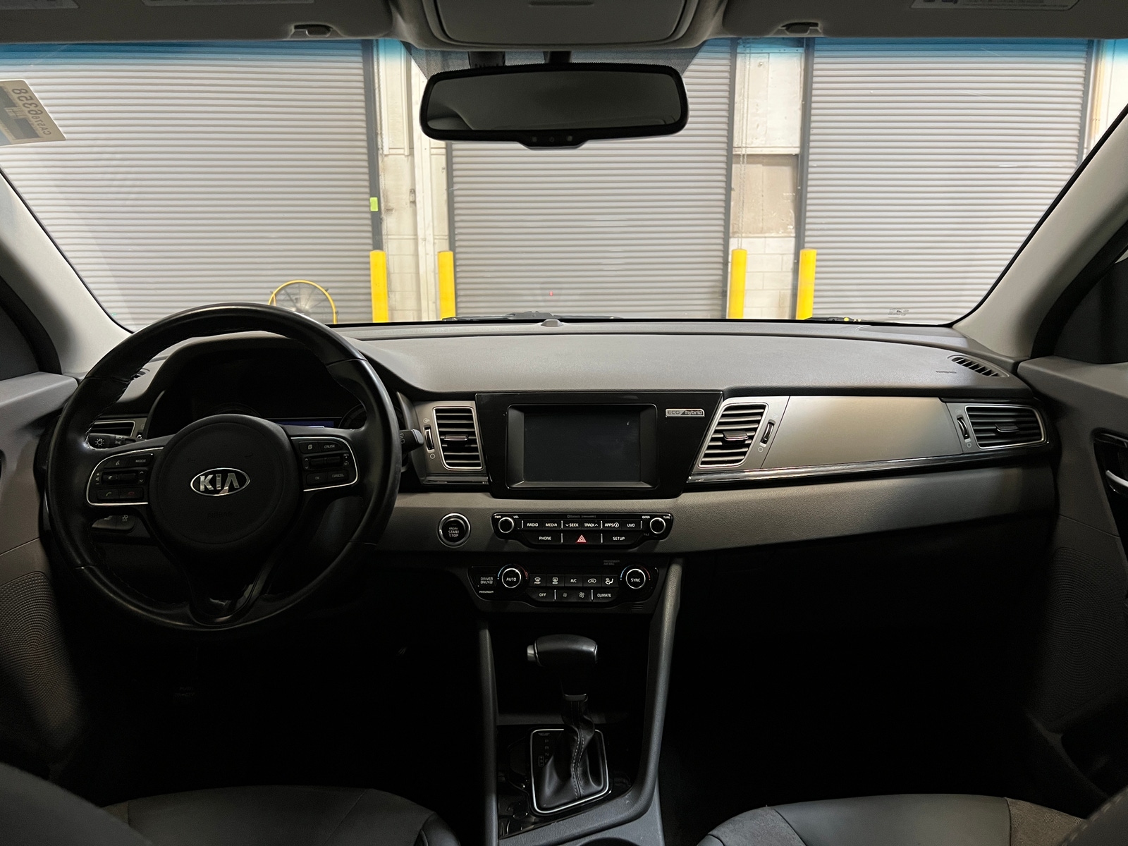 Thumbnail: 2019 Kia Niro - 3