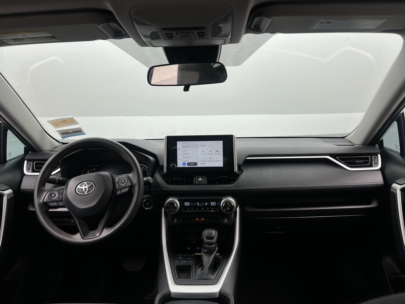 Thumbnail: 2024 Toyota RAV4 - 3