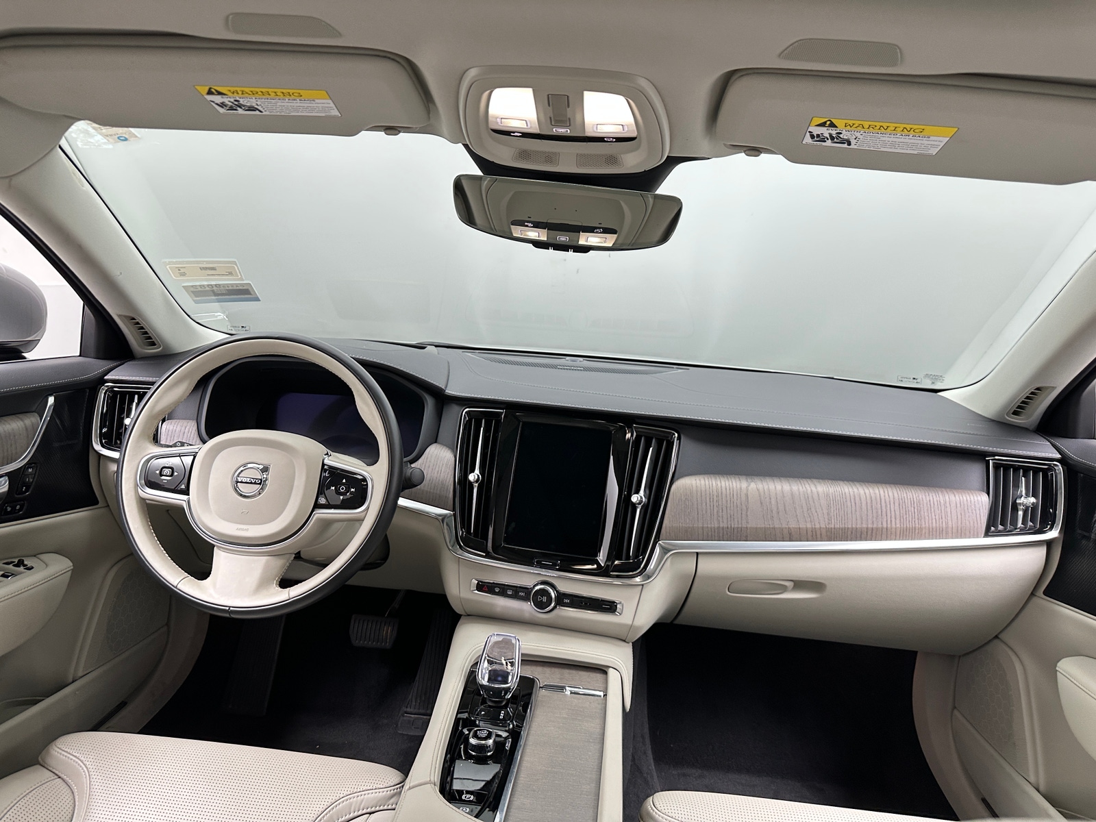 Thumbnail: 2024 Volvo S90 - 2