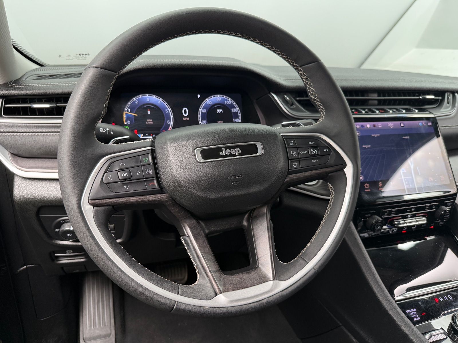 Thumbnail: 2023 Jeep Grand Cherokee - 4