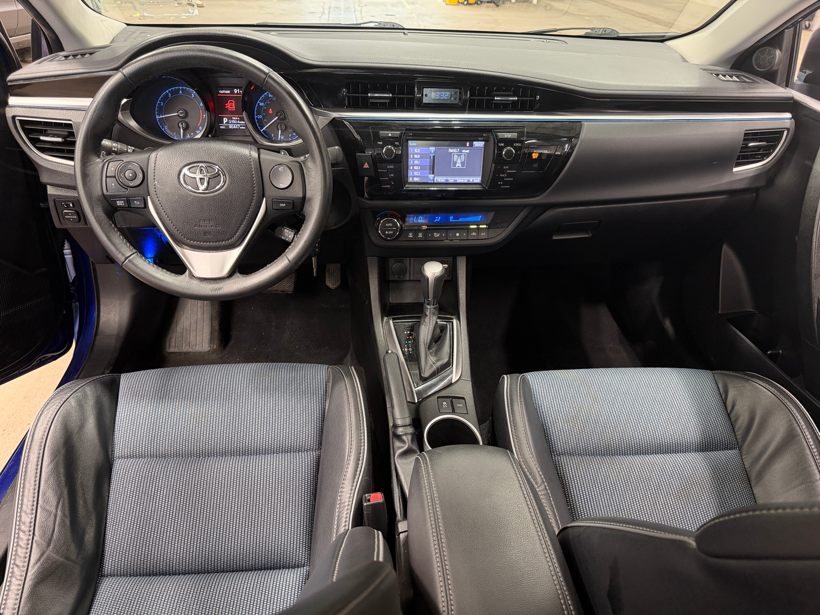 Thumbnail: 2016 Toyota Corolla - 3