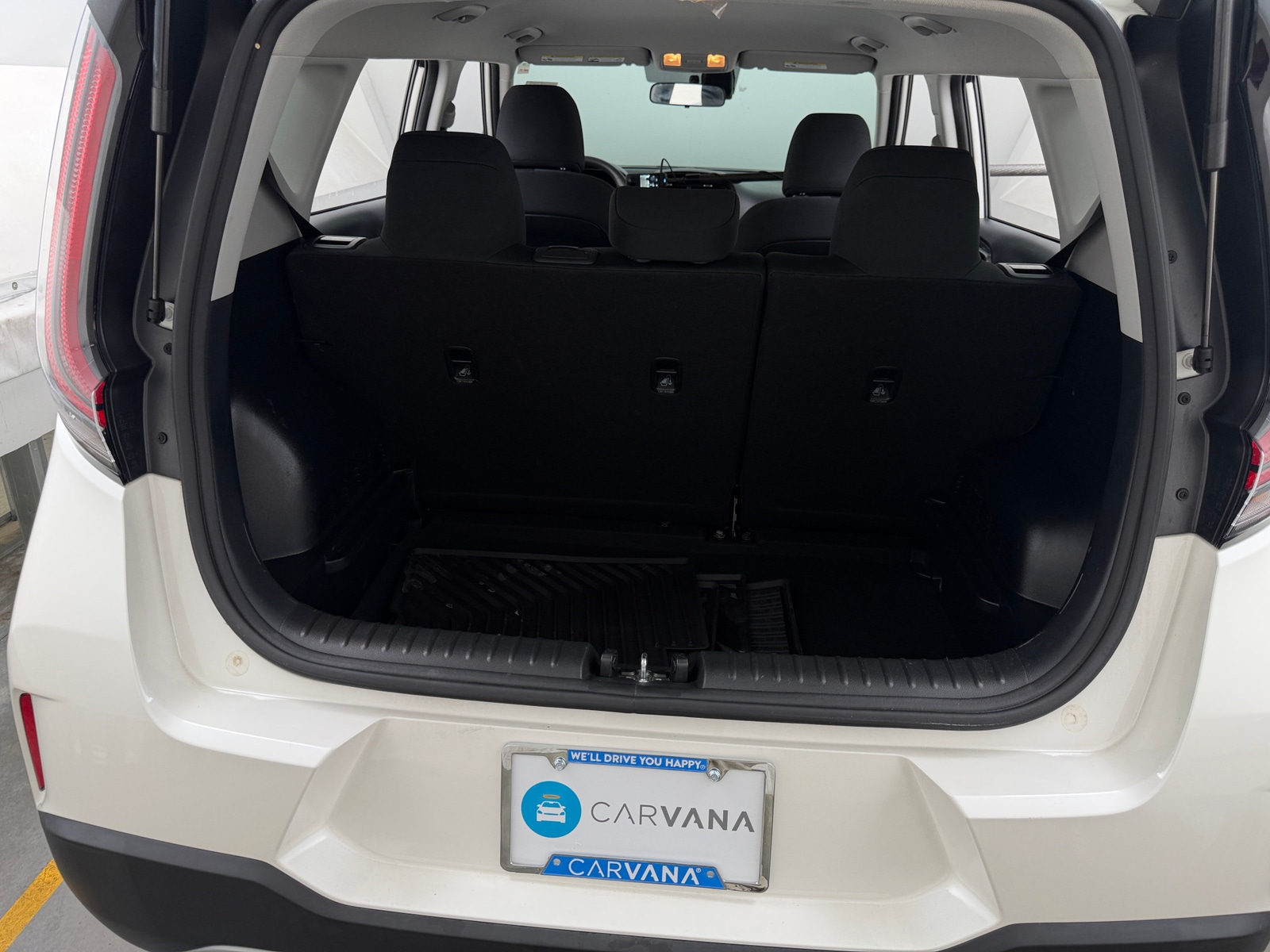 Thumbnail: 2023 Kia Soul - 7