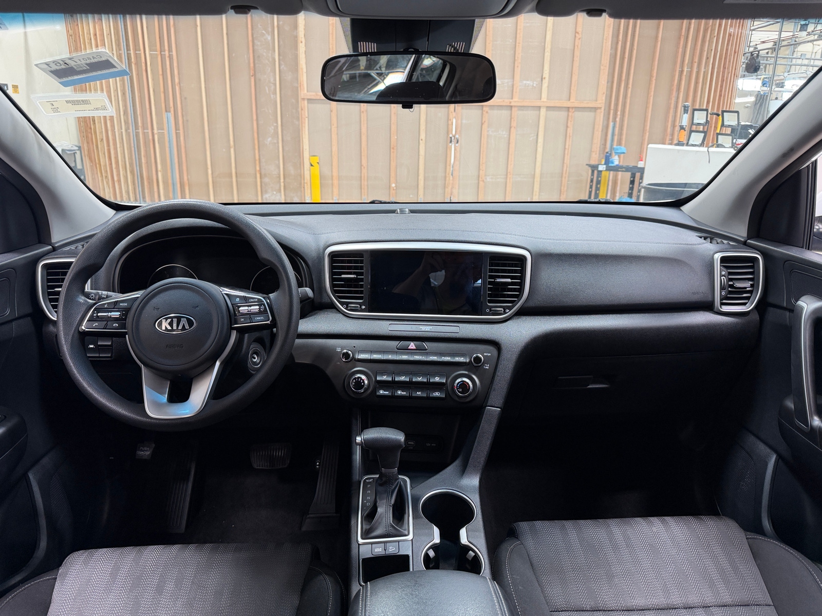 Thumbnail: 2020 Kia Sportage - 3