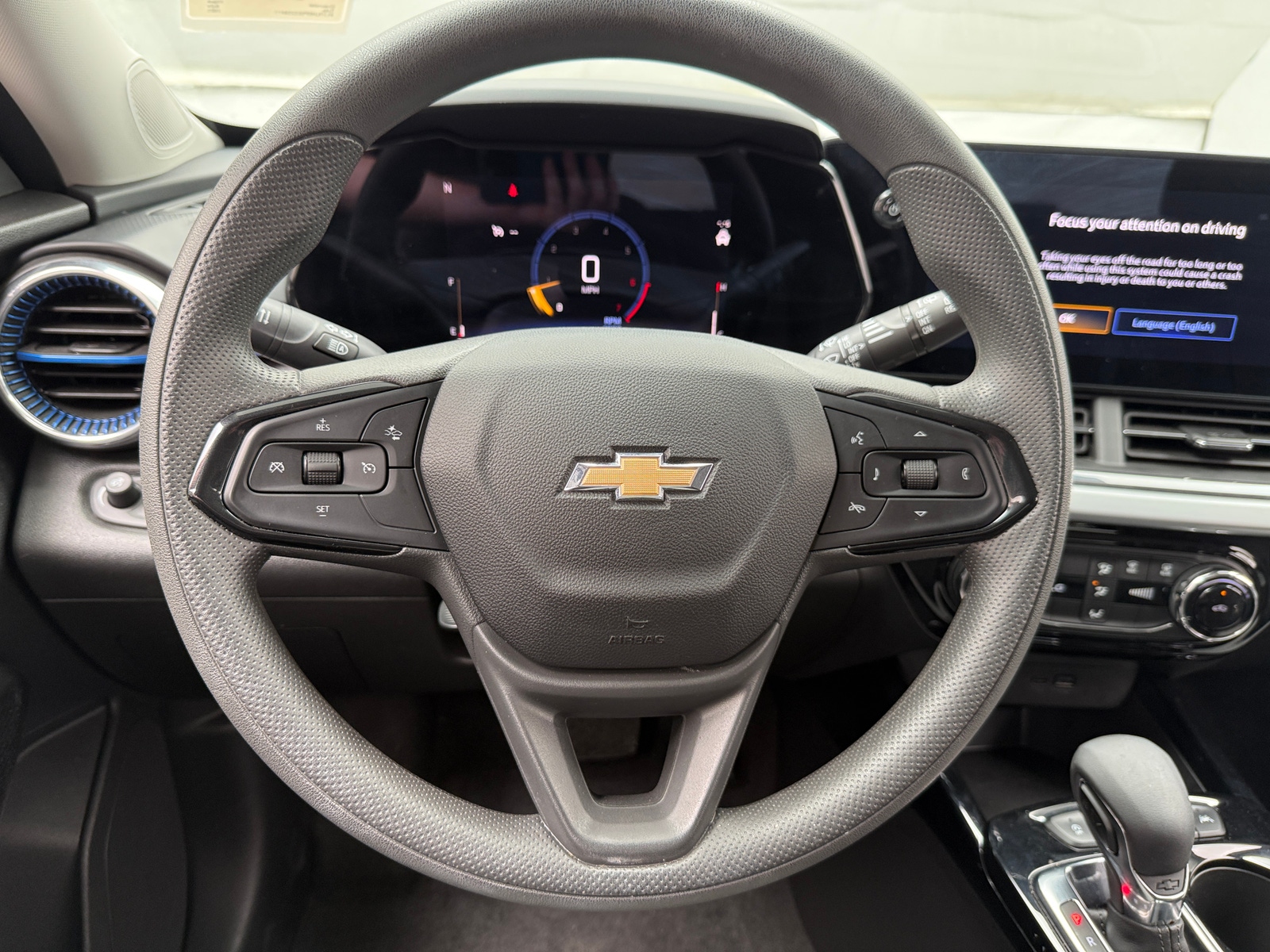 Thumbnail: 2025 Chevrolet Trax - 4