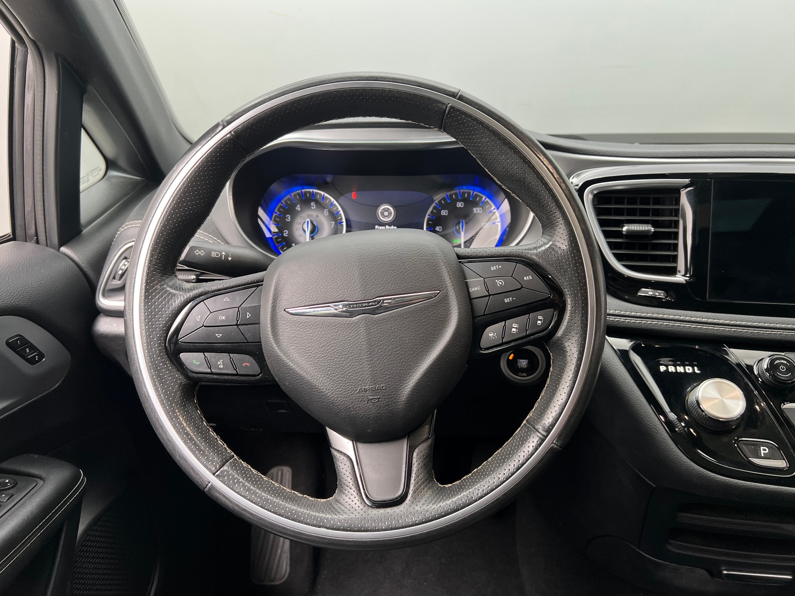 Thumbnail: 2020 Chrysler Pacifica - 4
