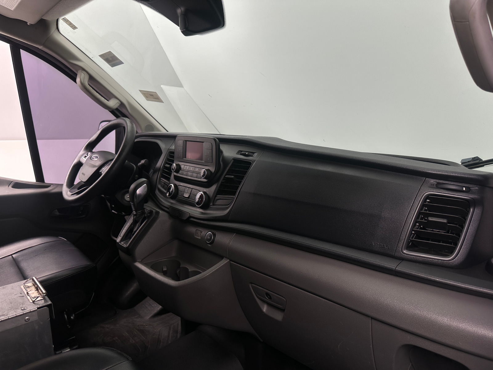 Thumbnail: 2020 Ford Transit Series - 3