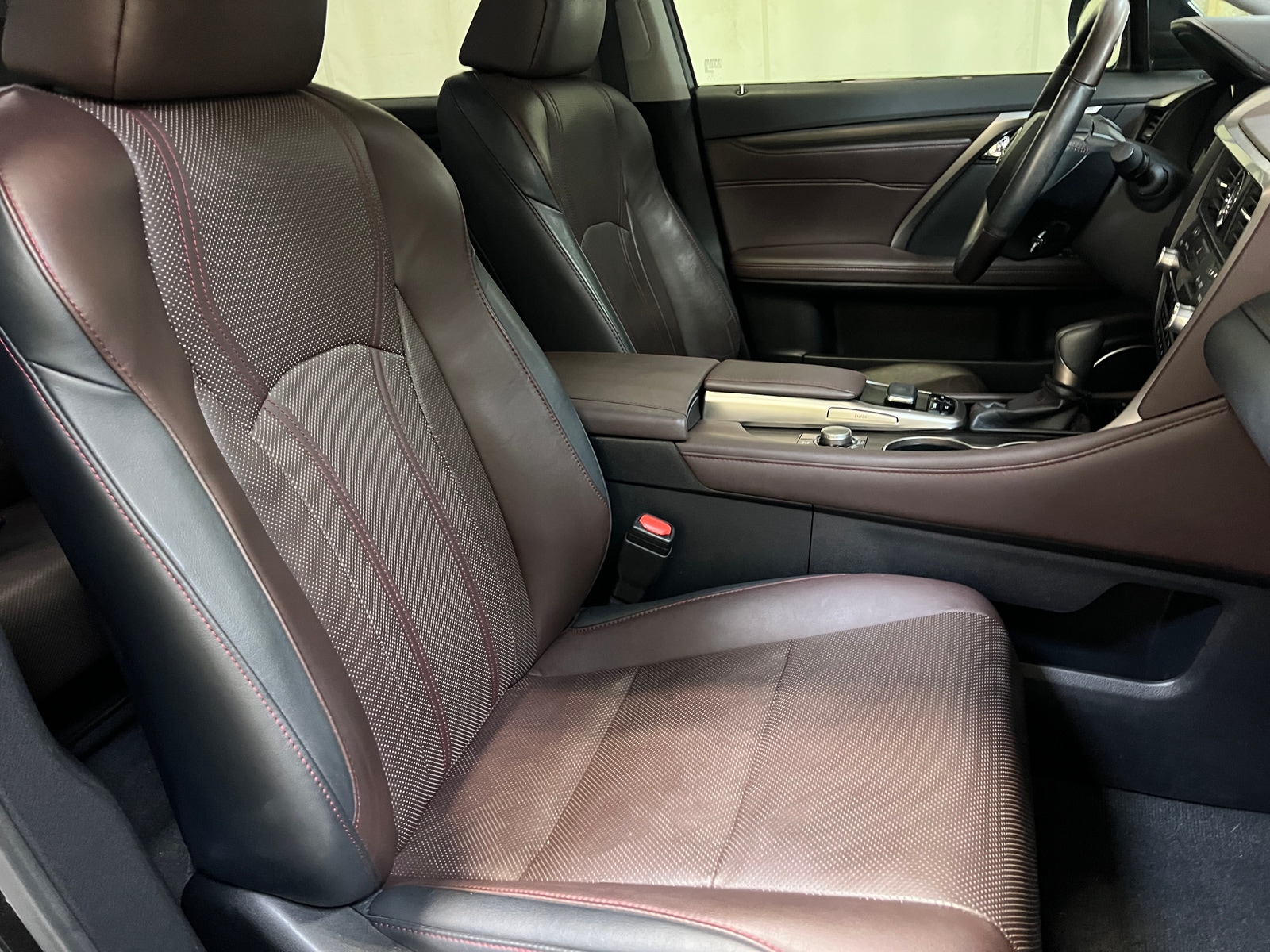 Thumbnail: 2016 Lexus RX - 2
