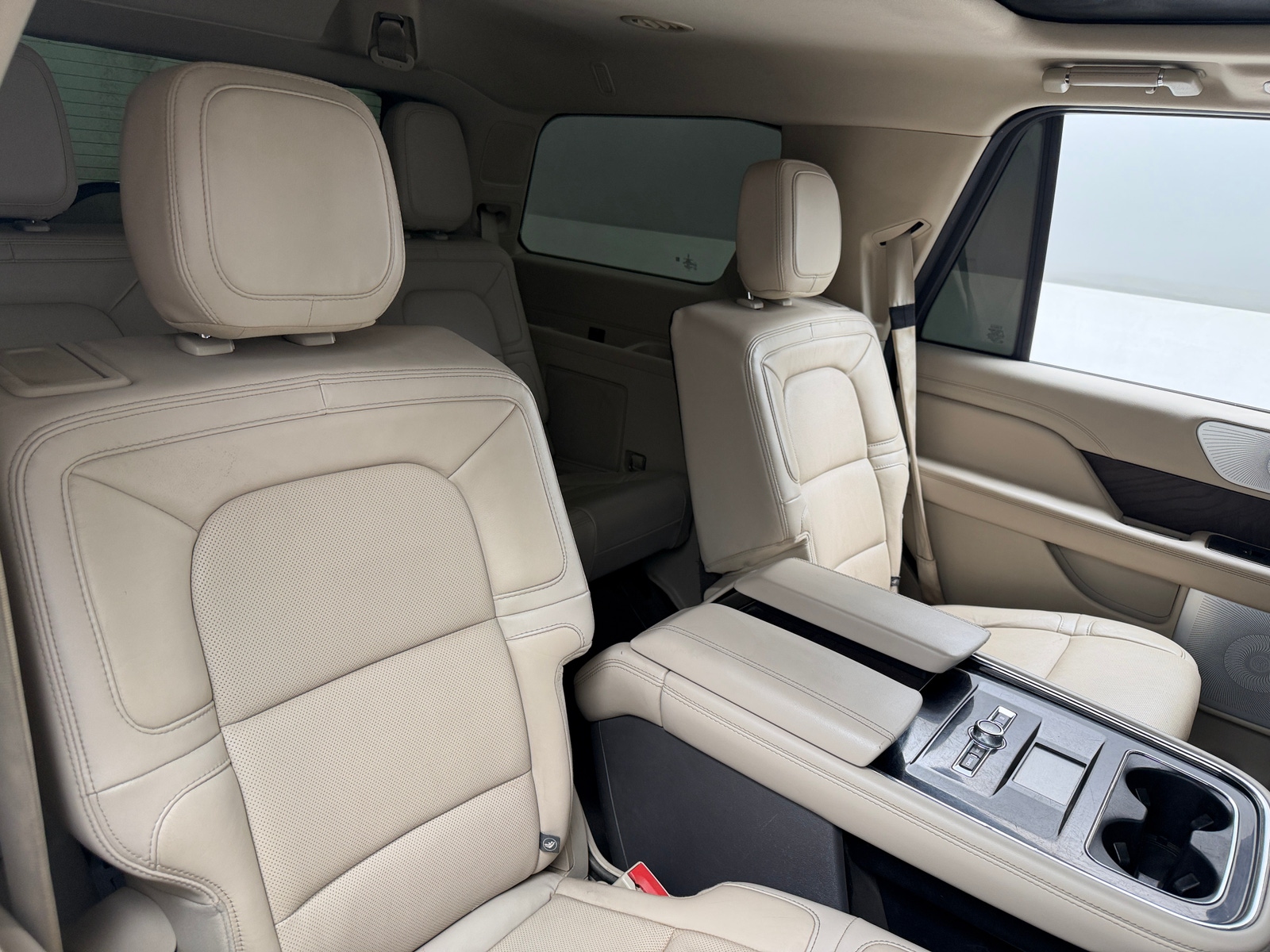 Thumbnail: 2021 Lincoln Navigator - 5
