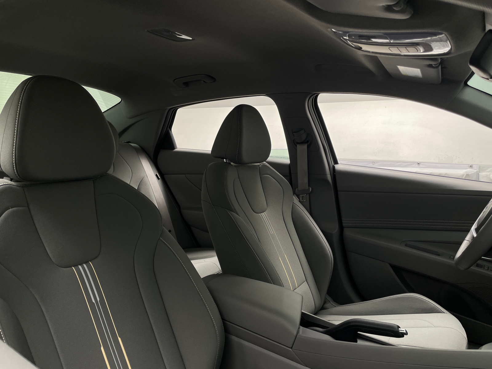 Thumbnail: 2025 Hyundai Elantra - 2