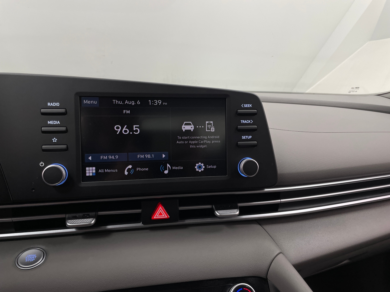 Thumbnail: 2025 Hyundai Elantra - 4