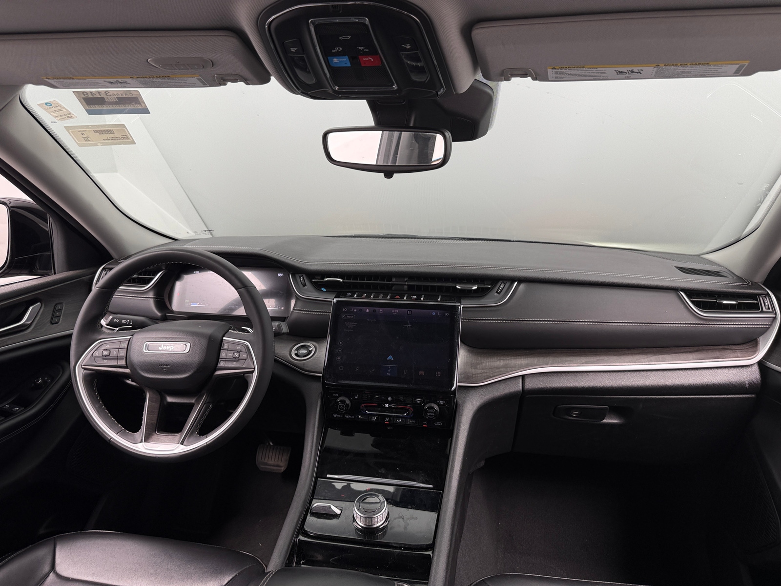 Thumbnail: 2023 Jeep Grand Cherokee L - 2
