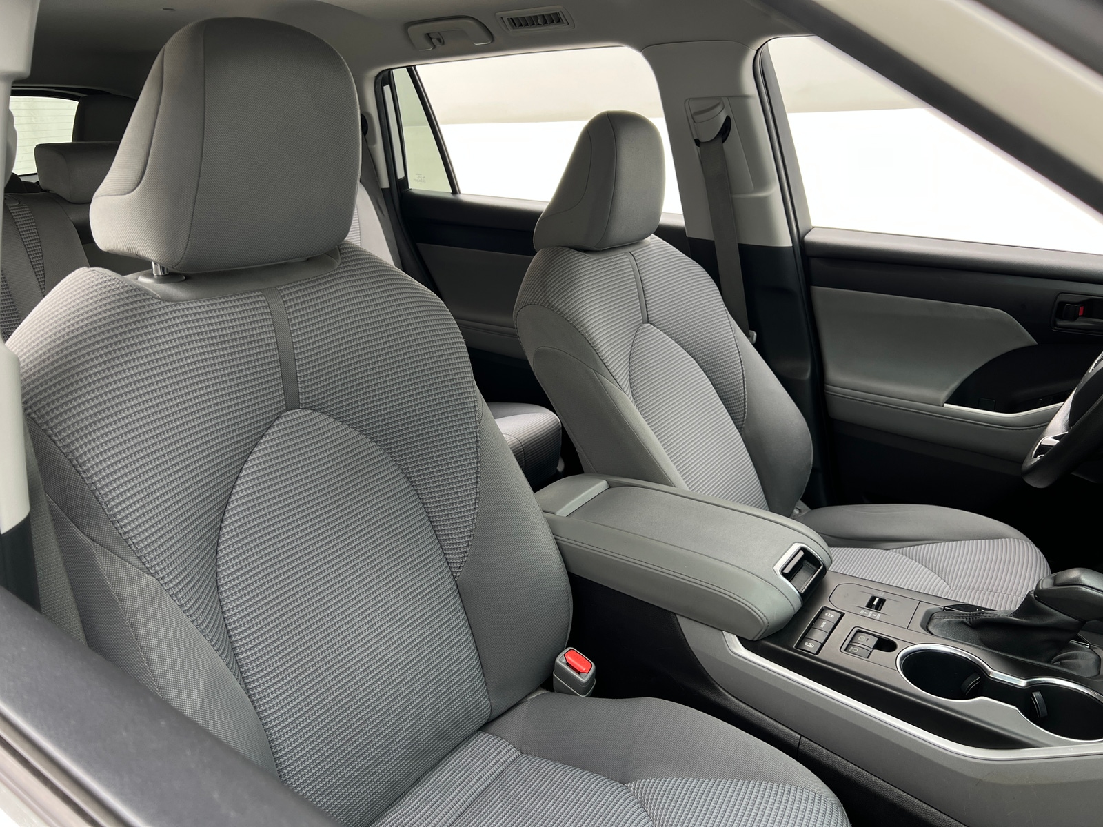 Thumbnail: 2021 Toyota Highlander - 2