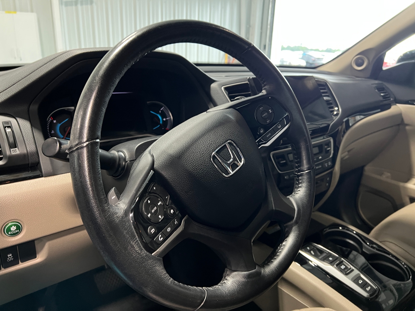 Thumbnail: 2020 Honda Pilot - 4