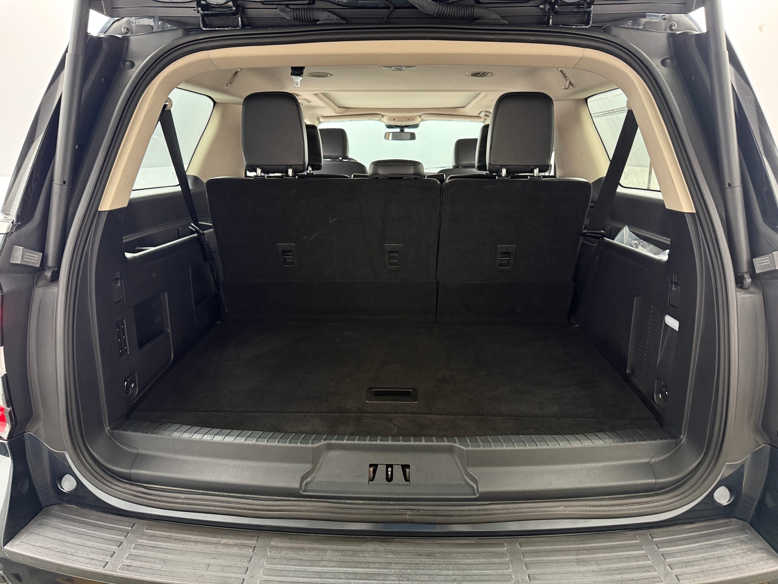 Thumbnail: 2023 Ford Expedition MAX - 6