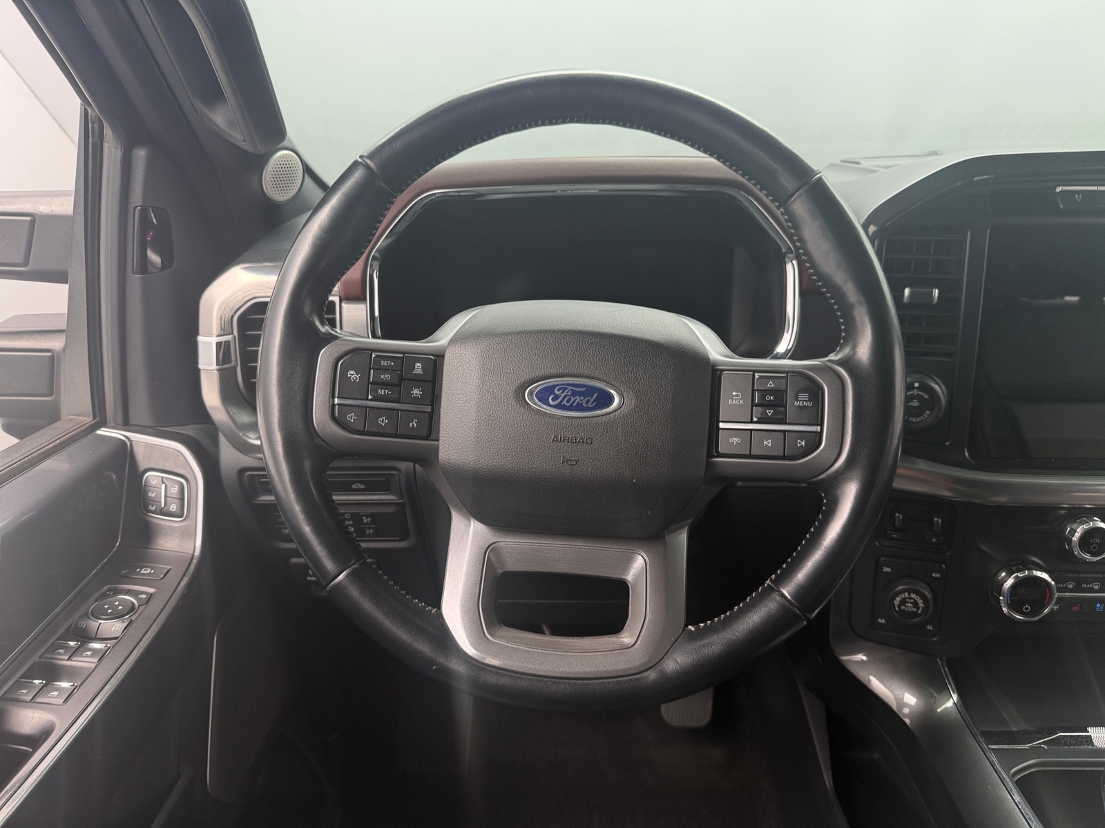 Thumbnail: 2021 Ford Econoline - 4
