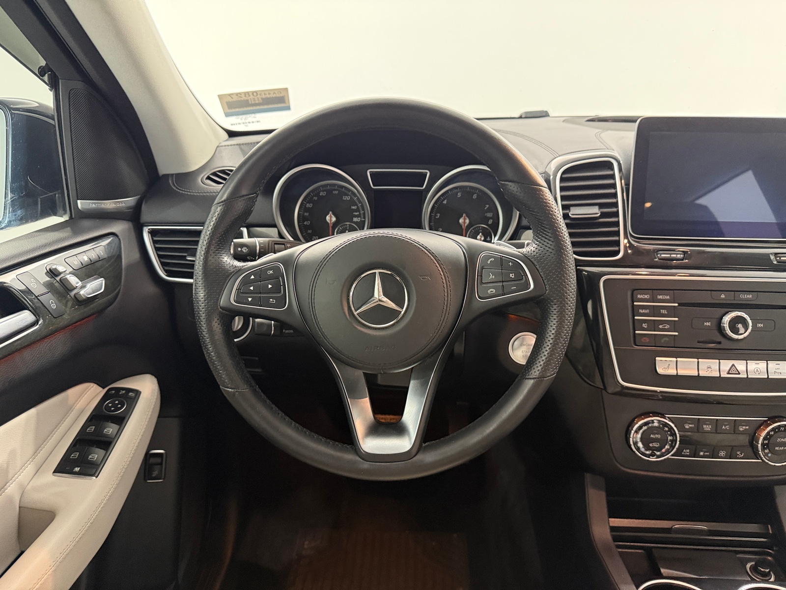 Thumbnail: 2017 Mercedes-Benz GLS - 4