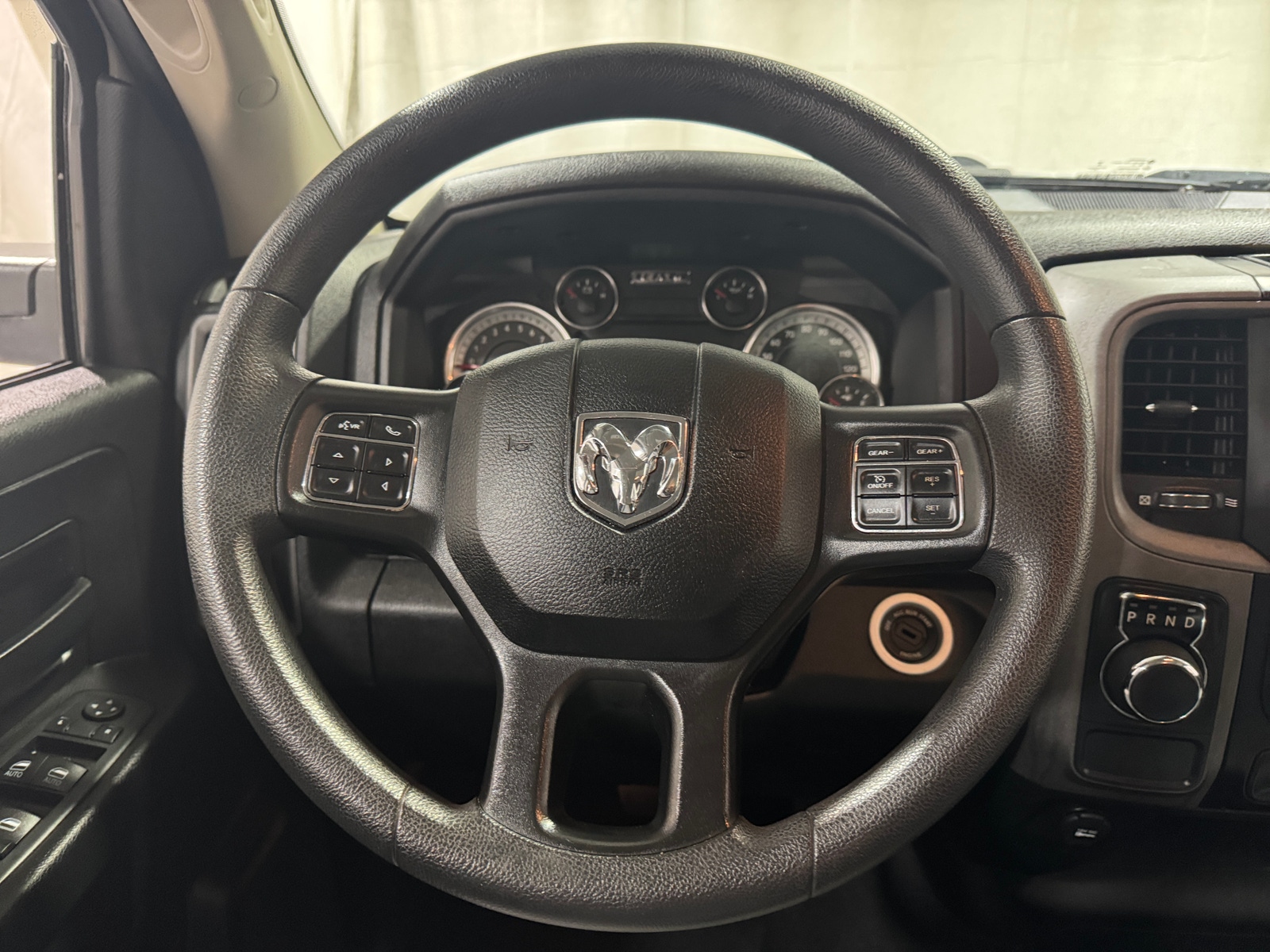 Thumbnail: 2021 RAM 1500 Classic - 5